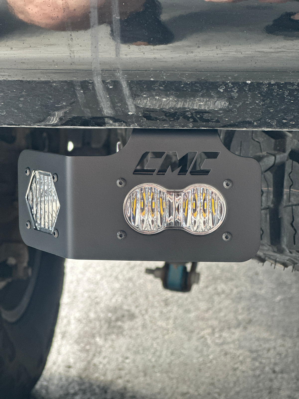 Chevy/GMC 20-26 2500/3500 HD Brackets Only