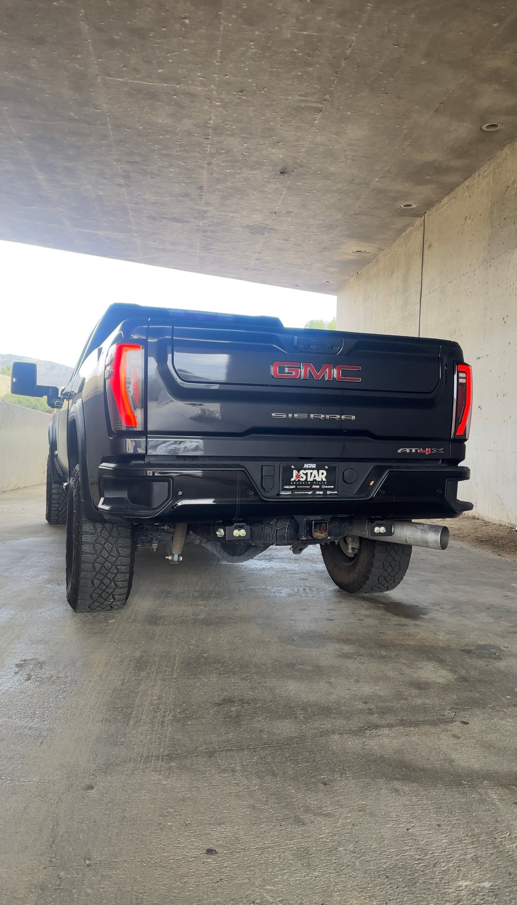 Chevy/GMC 20-26 2500/3500 HD Pro Package